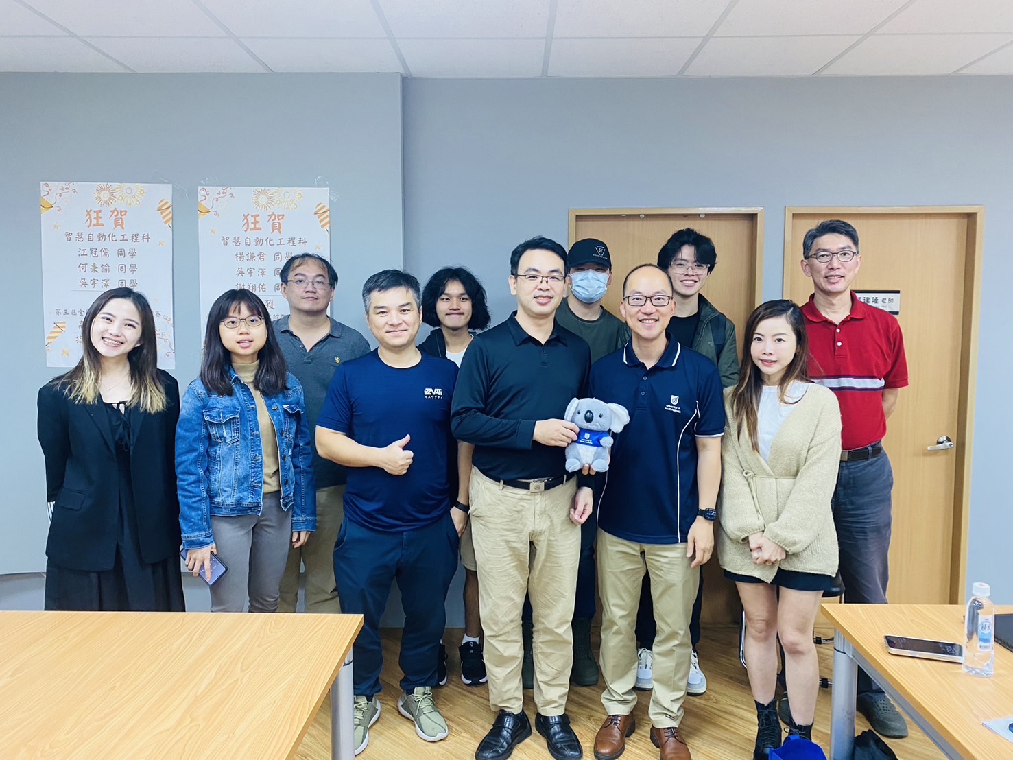 The Director of the International Office at the University of South Australia, Ethan, visited the Department of Intelligent Automation Engineering and introduced the University of Adelaide. -2024/11/5