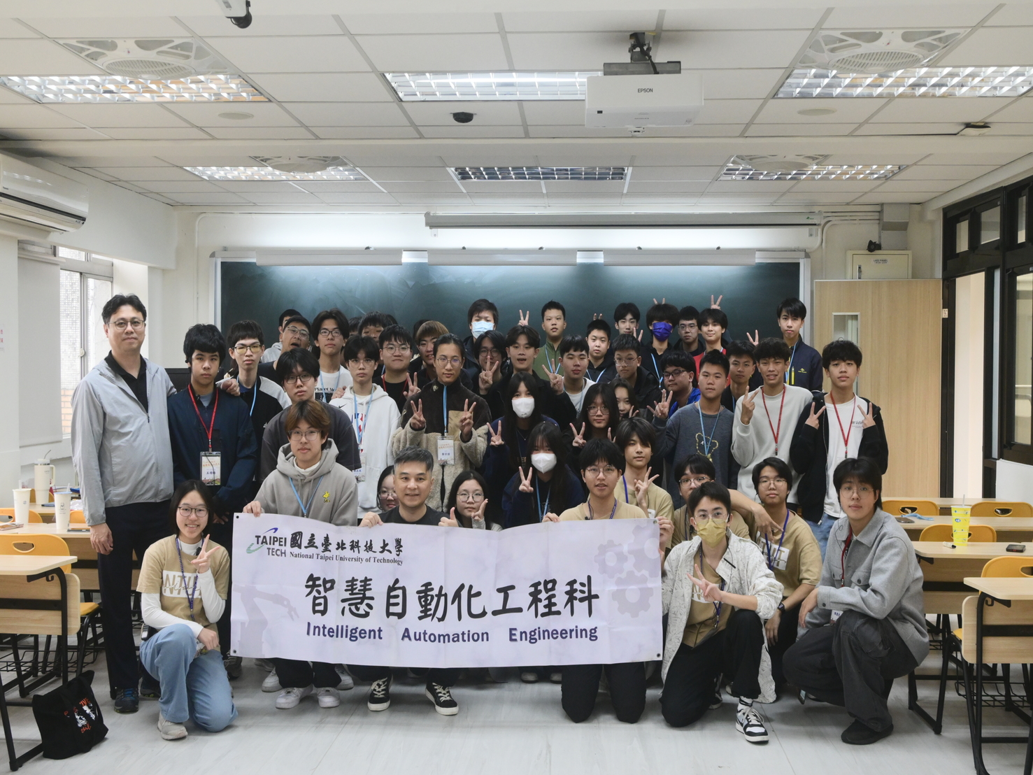 由智動科科學會主辦，與國立虎尾科技大學資訊工程科進行跨校交流活動，增進兩科情誼!(2026/1/19~1/21)